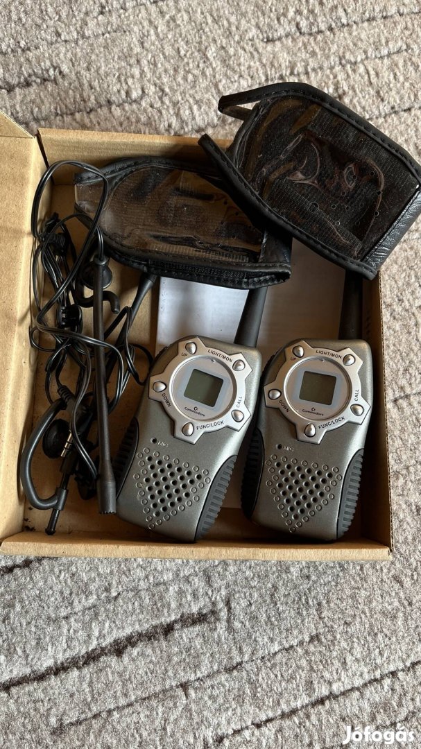 Új Commodore walkie talkie