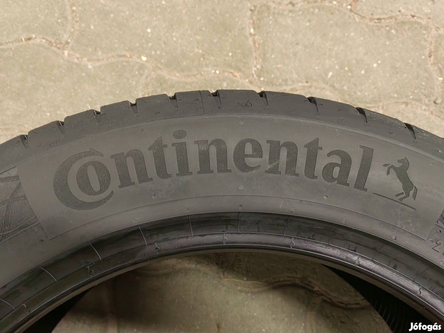 Új Continental Premiumcontact 7 215 55 R17 XL nyári gumi, Újpest