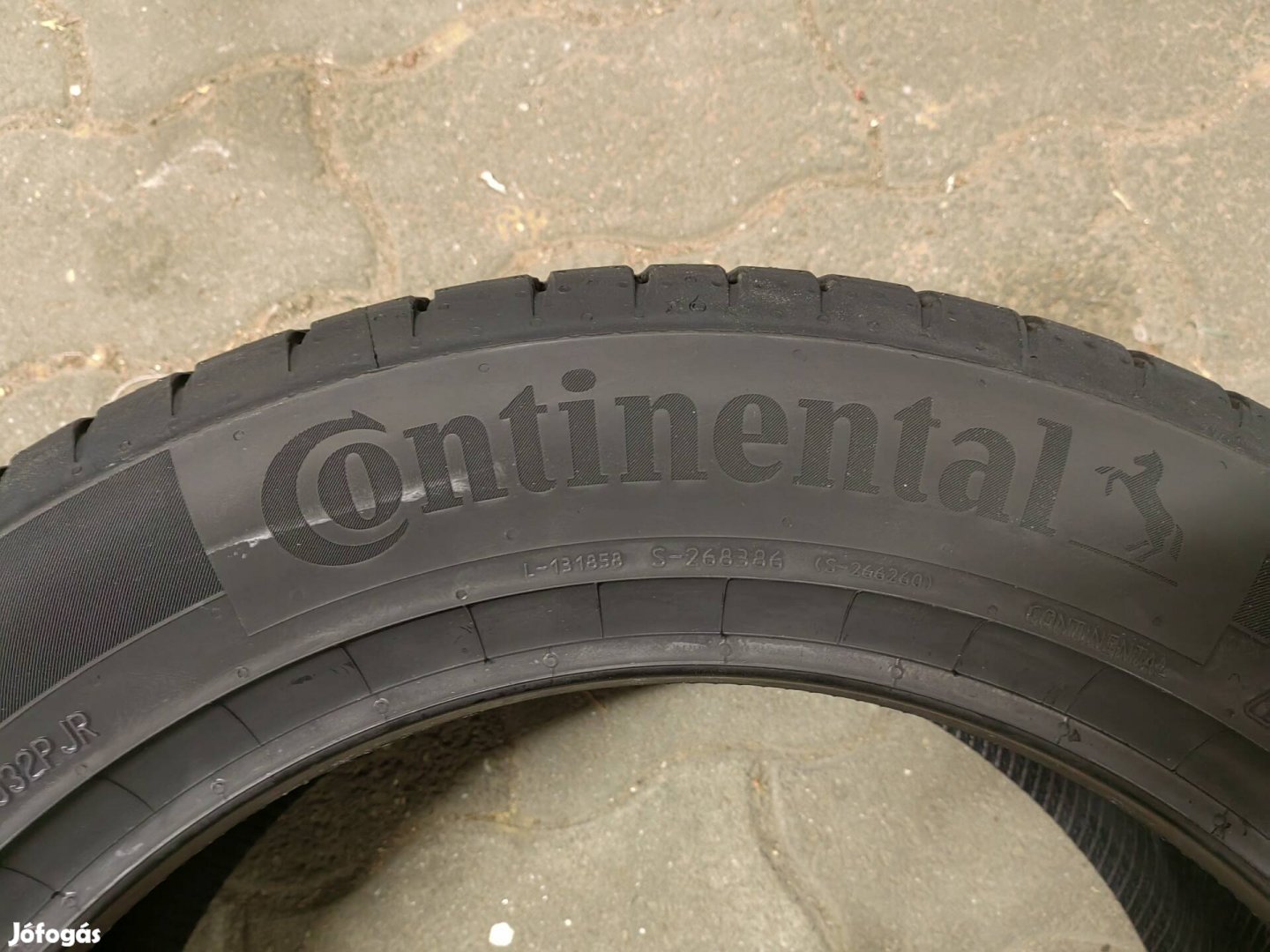 Új Continental Premiumcontact 7 215 55 R17 XL nyári gumi, Újpest