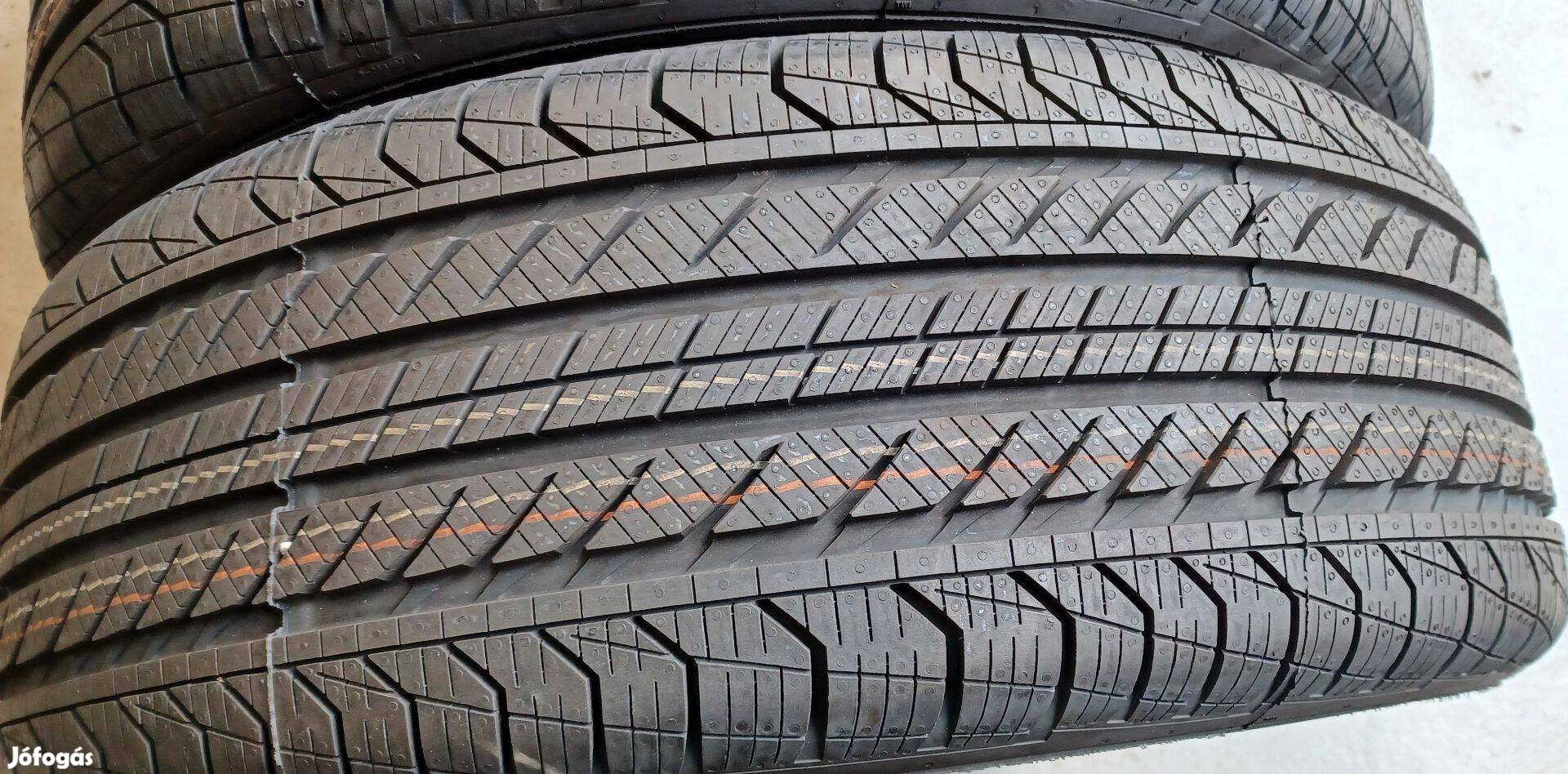 Új Continental Procontact Gx MO 23560 R18 négyévszakos