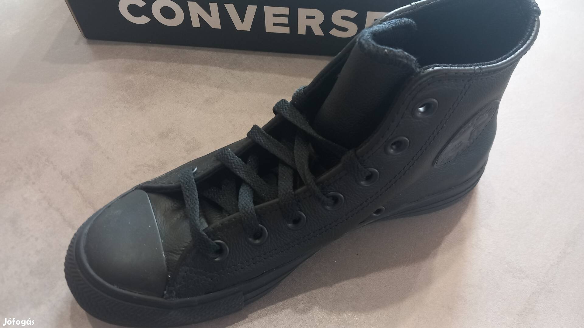 Új Converse 38-as cipő