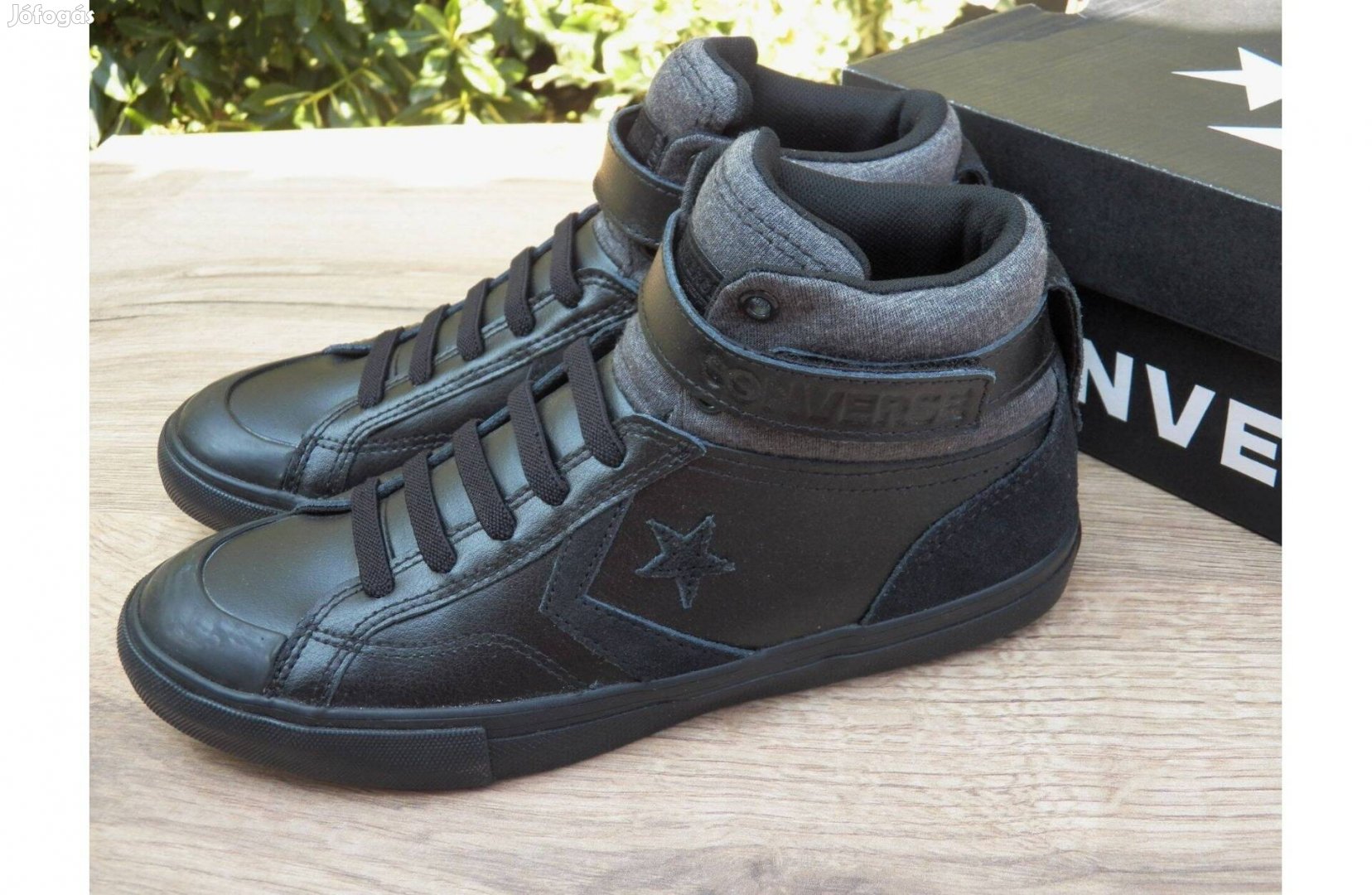 Új Converse bokacipő, 38,5 / 39 -es méretre