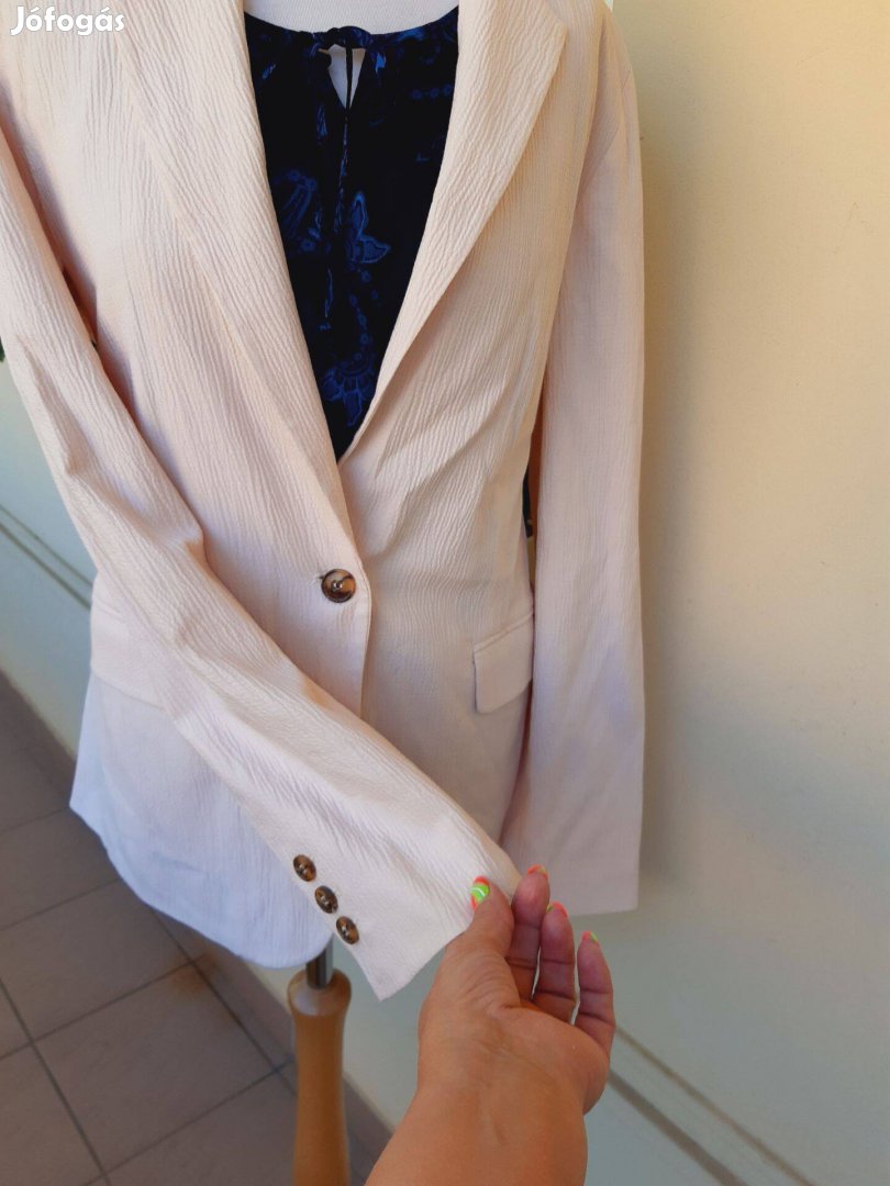 Új Costes M-es elegáns krém szinű női blézer kabát