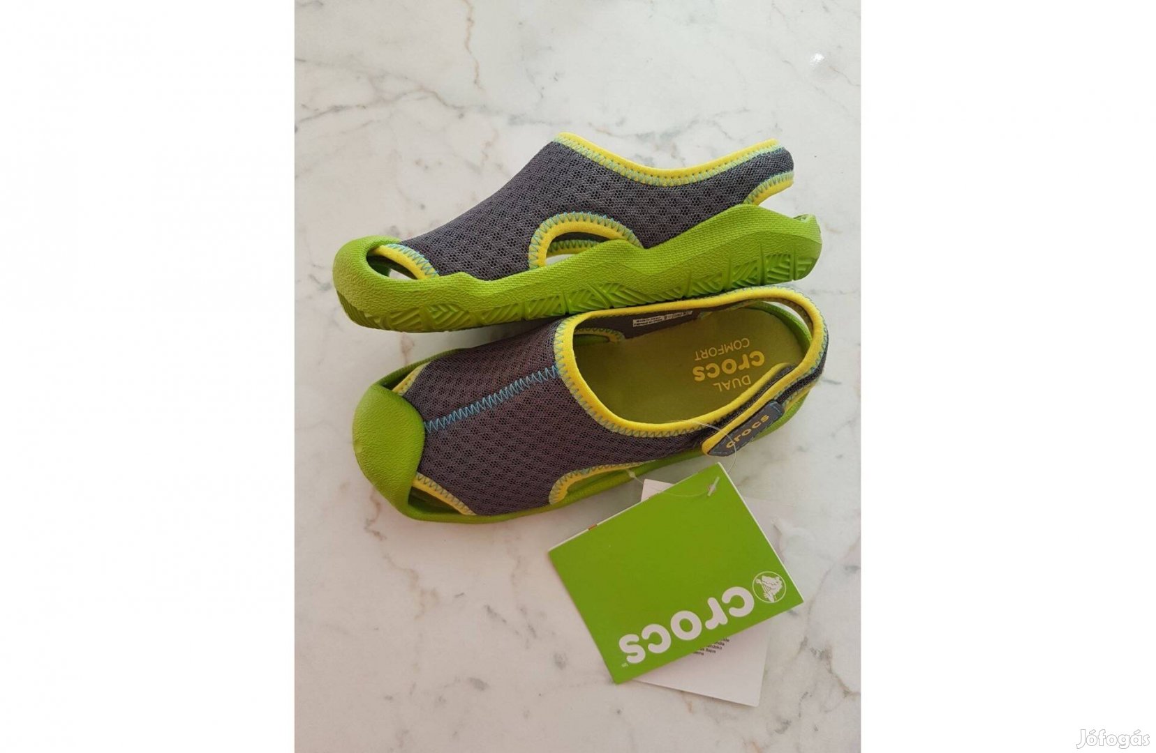 Új Crocs vizicipő ezüst szürke színű kiwi talppal,