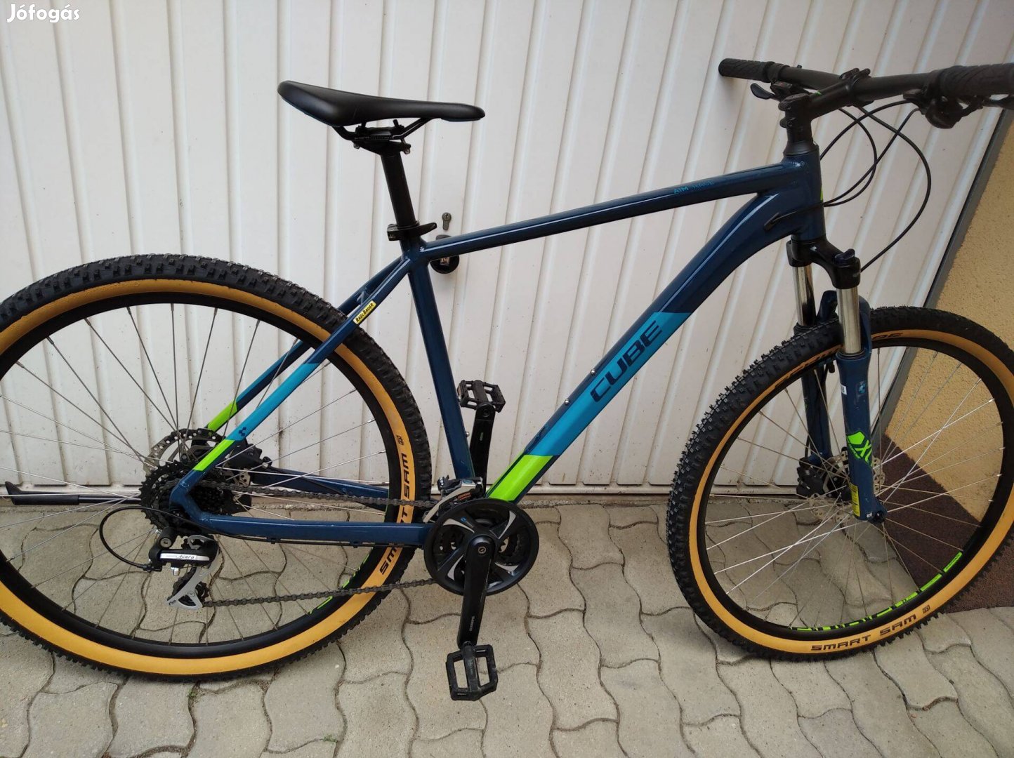 Új Cube AIM Race Tárcsafékes alu kerékpár