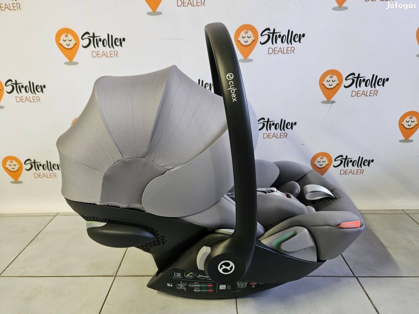 Új Cybex Cloud G dönthető, fektethető babahordozó, babaülés