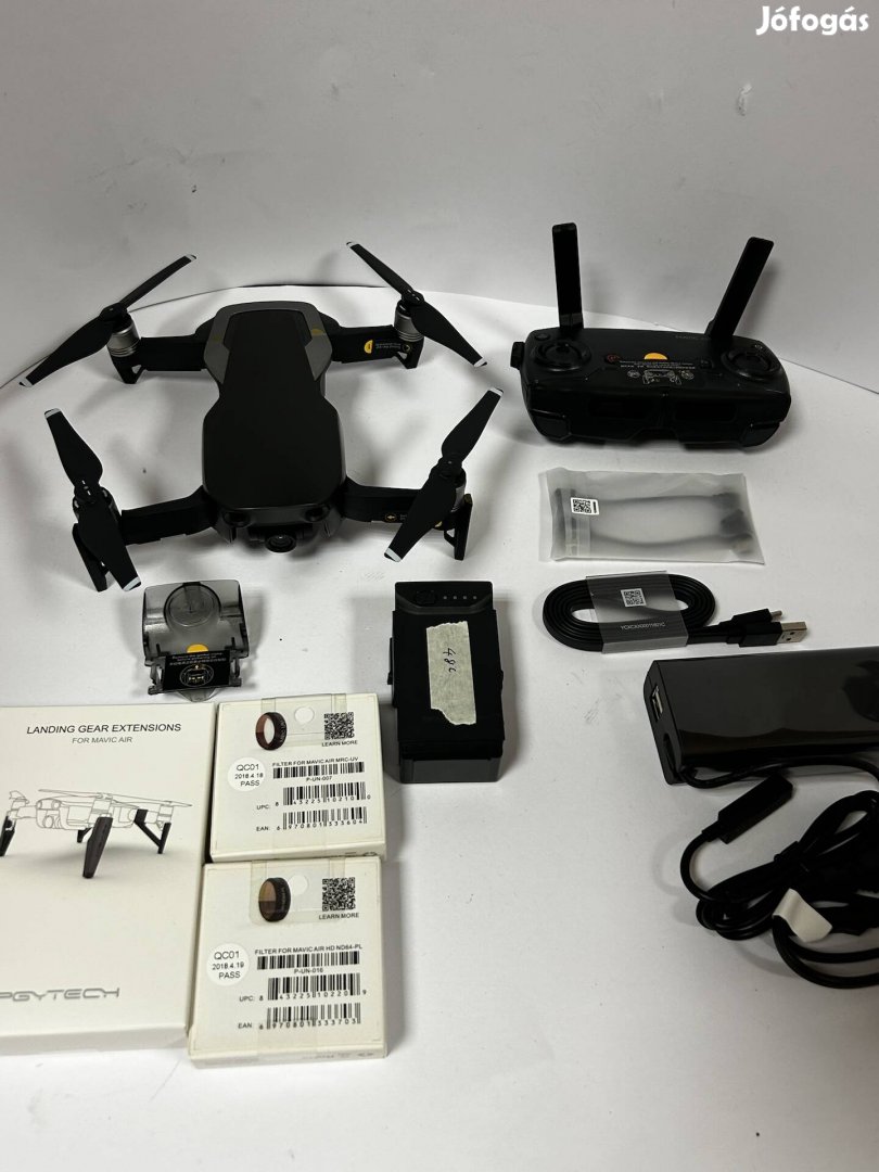 Új DJI Mavic Air Onyx Black Dron Sok Kiegészítővel Eladó