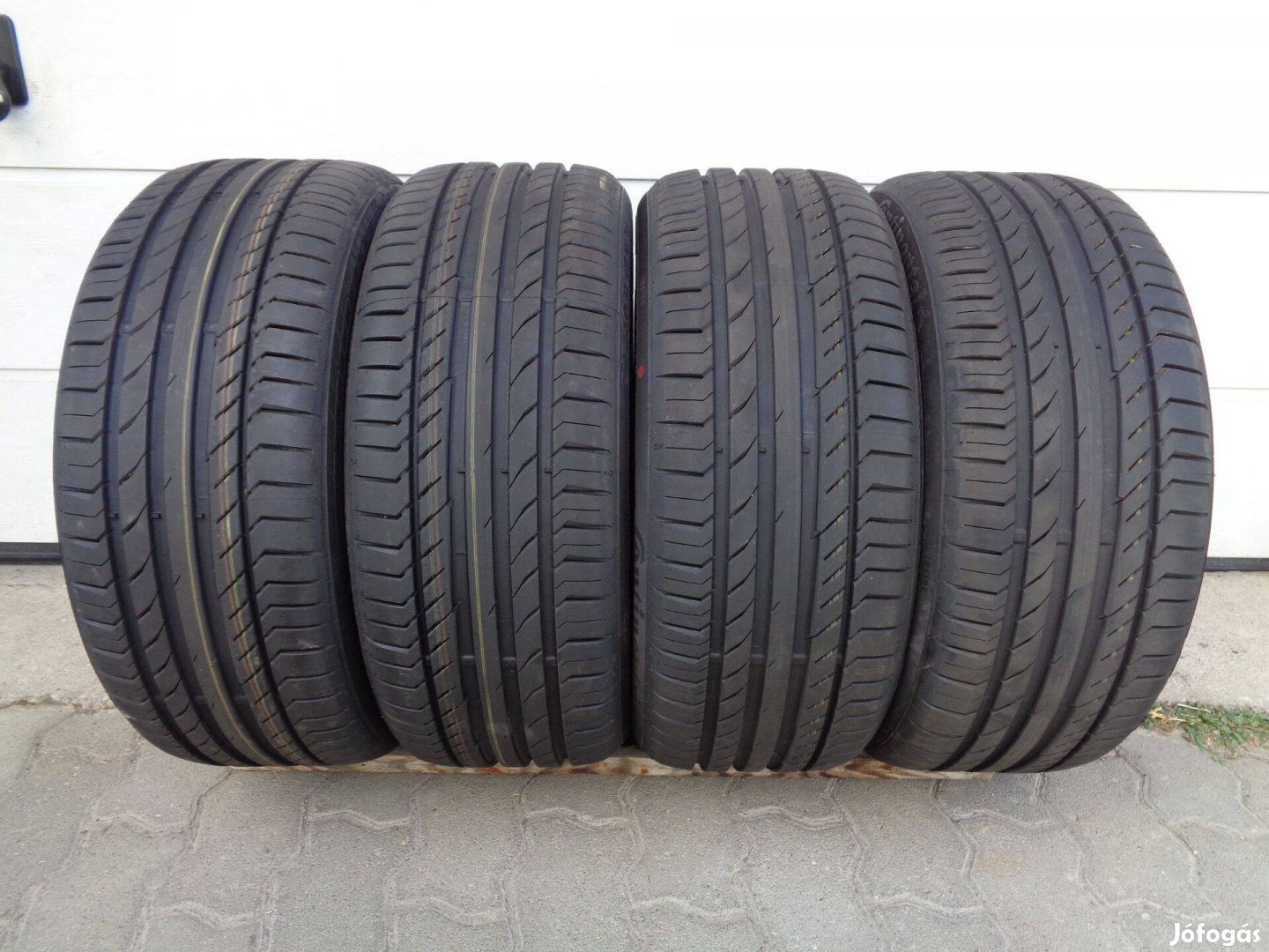 Új/Demo Continental 215/40R18 nyári gumi 2025-ös gyártású eladó