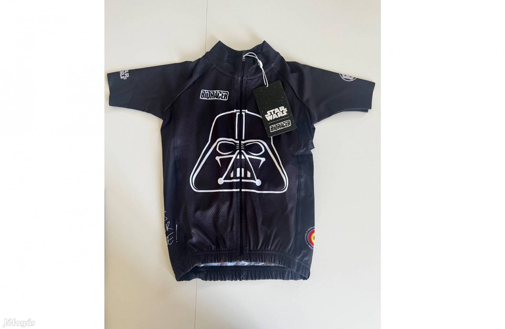 Új Disney-Star Wars fekete Darth Vader biciklis gyerek felső - 128 cm
