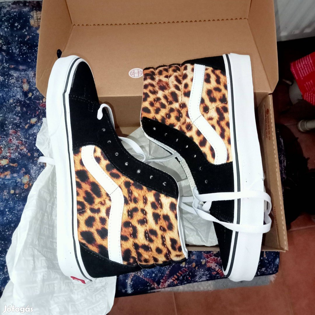 Új Dobozos Vans Leopard cipő 38,5