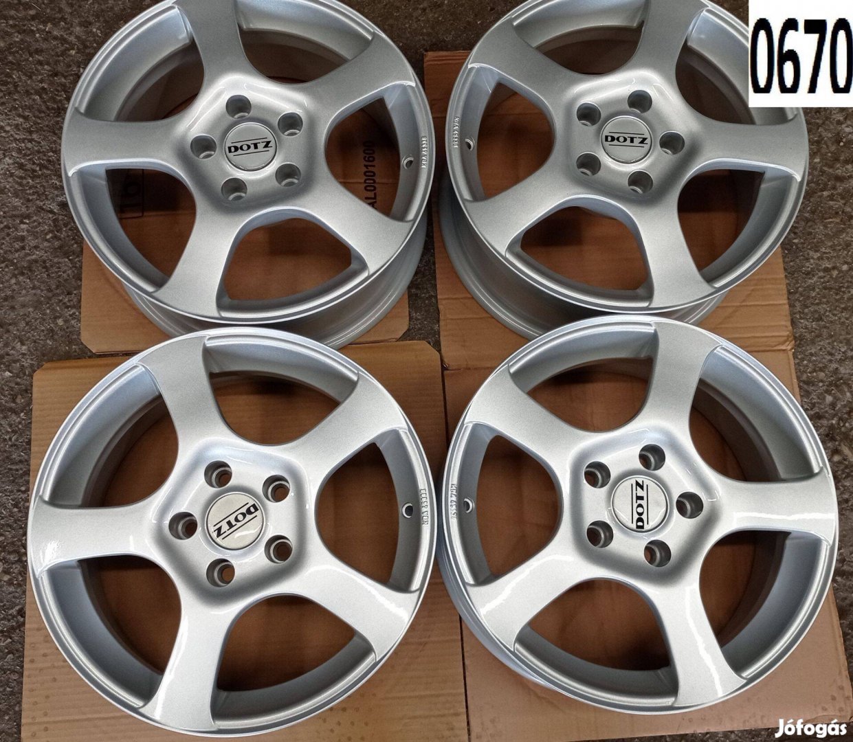 Új Dotz 5x112 lyukosztású 16 colos alu felni garnitúra olcsón eladó