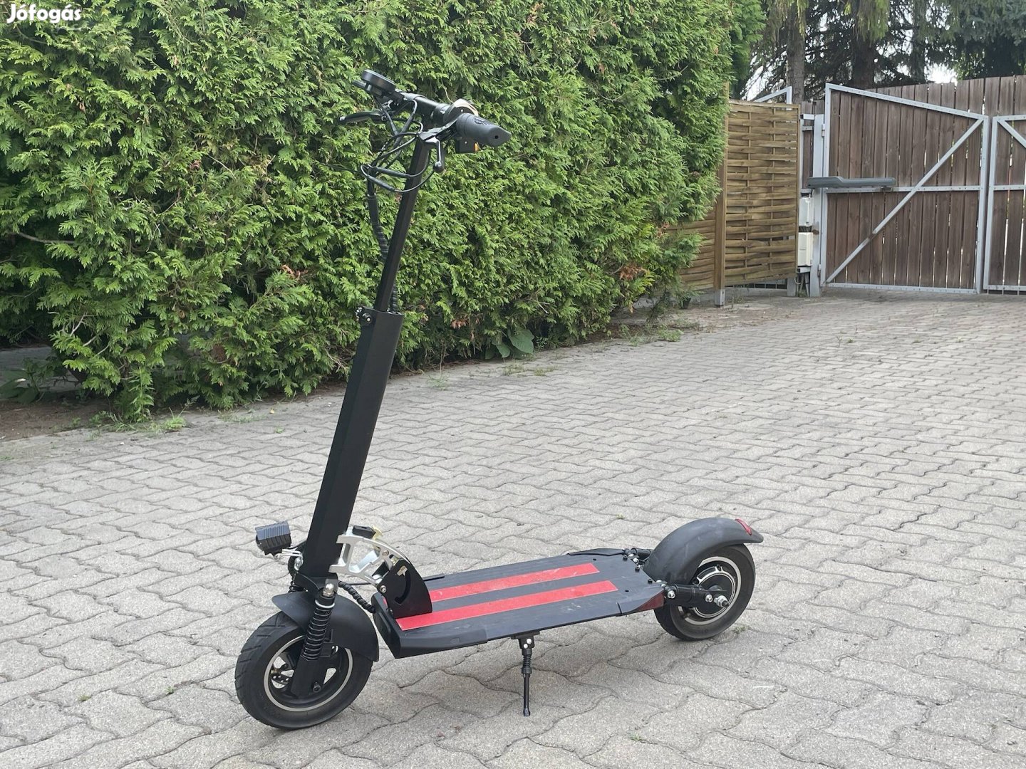 Új Elektromos Roller K202