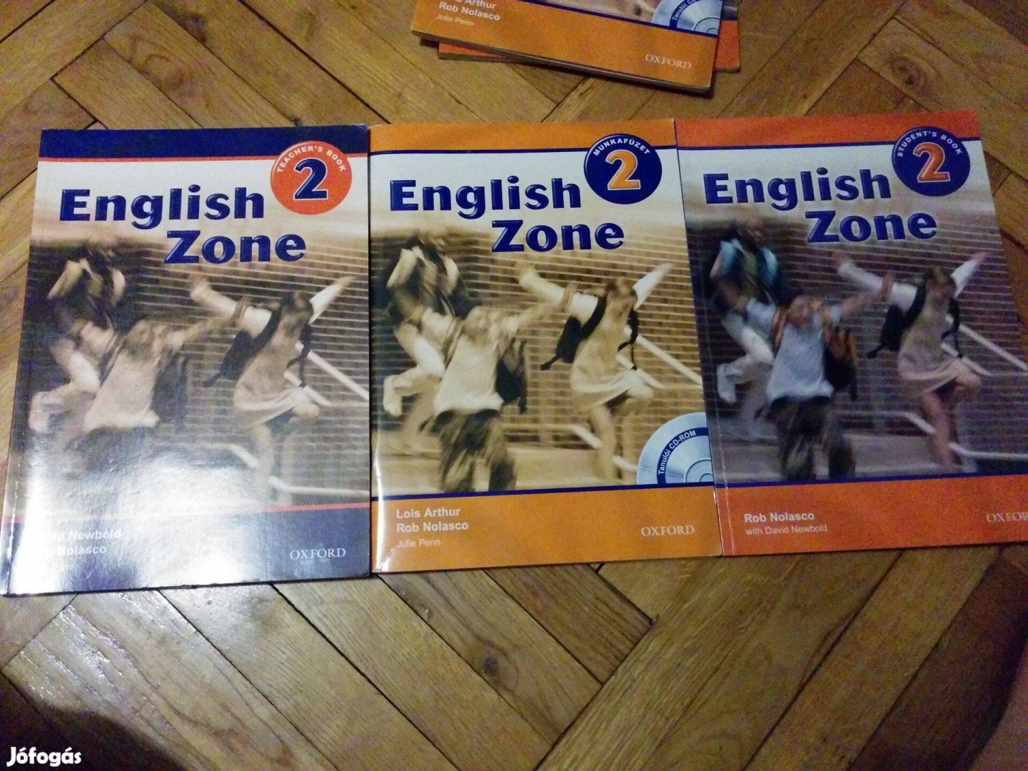 Új English Zone 2 tanári kézikönyv, Teacher's Book - postázom is