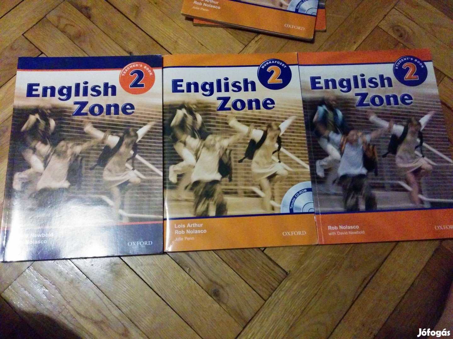 Új English Zone 2 tanári kézikönyv, Teacher's Book - postázom is