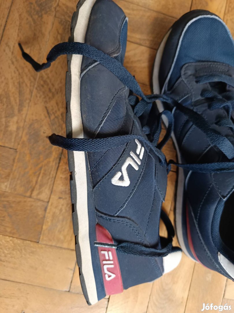 Új Eredeti FILA 41 cipő Adidas ingyen szállítás 