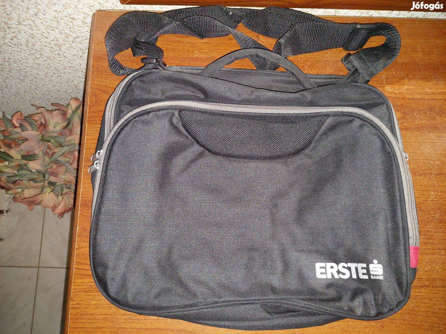 Új Erste laptop táska eladó!