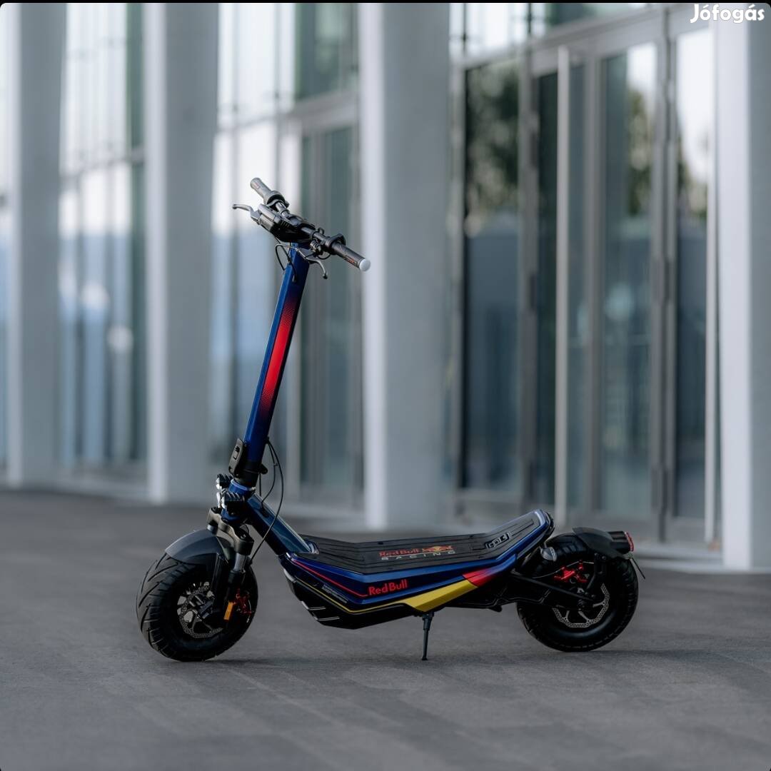 Új F1 Red bull racing Elektromos rollerek.