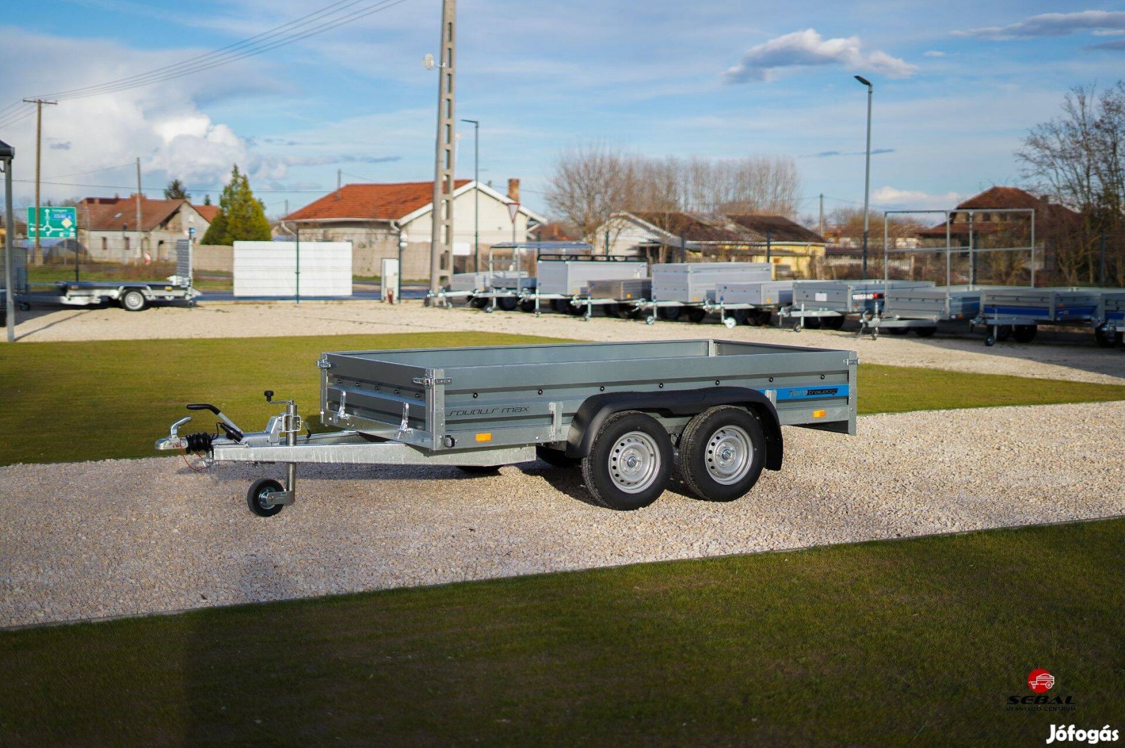 Új Faro Solidus Max 300 fékes utánfutó (2700 kg)