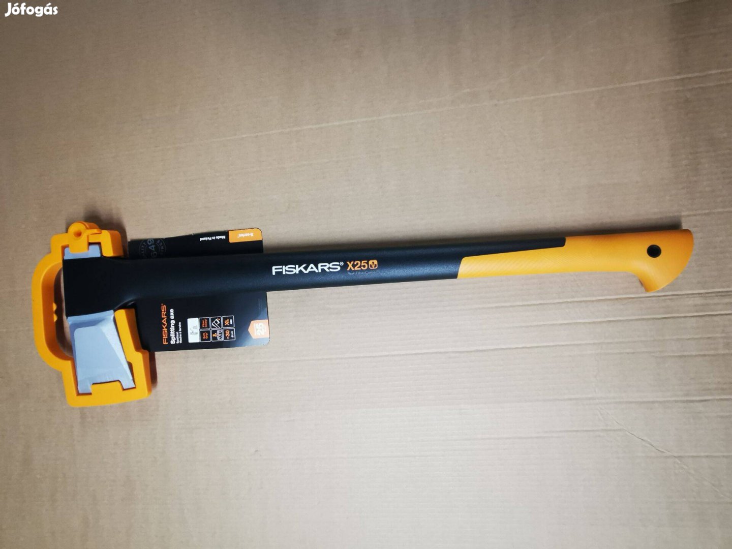 Új Fiskars X25 Hasítófejsze fejsze