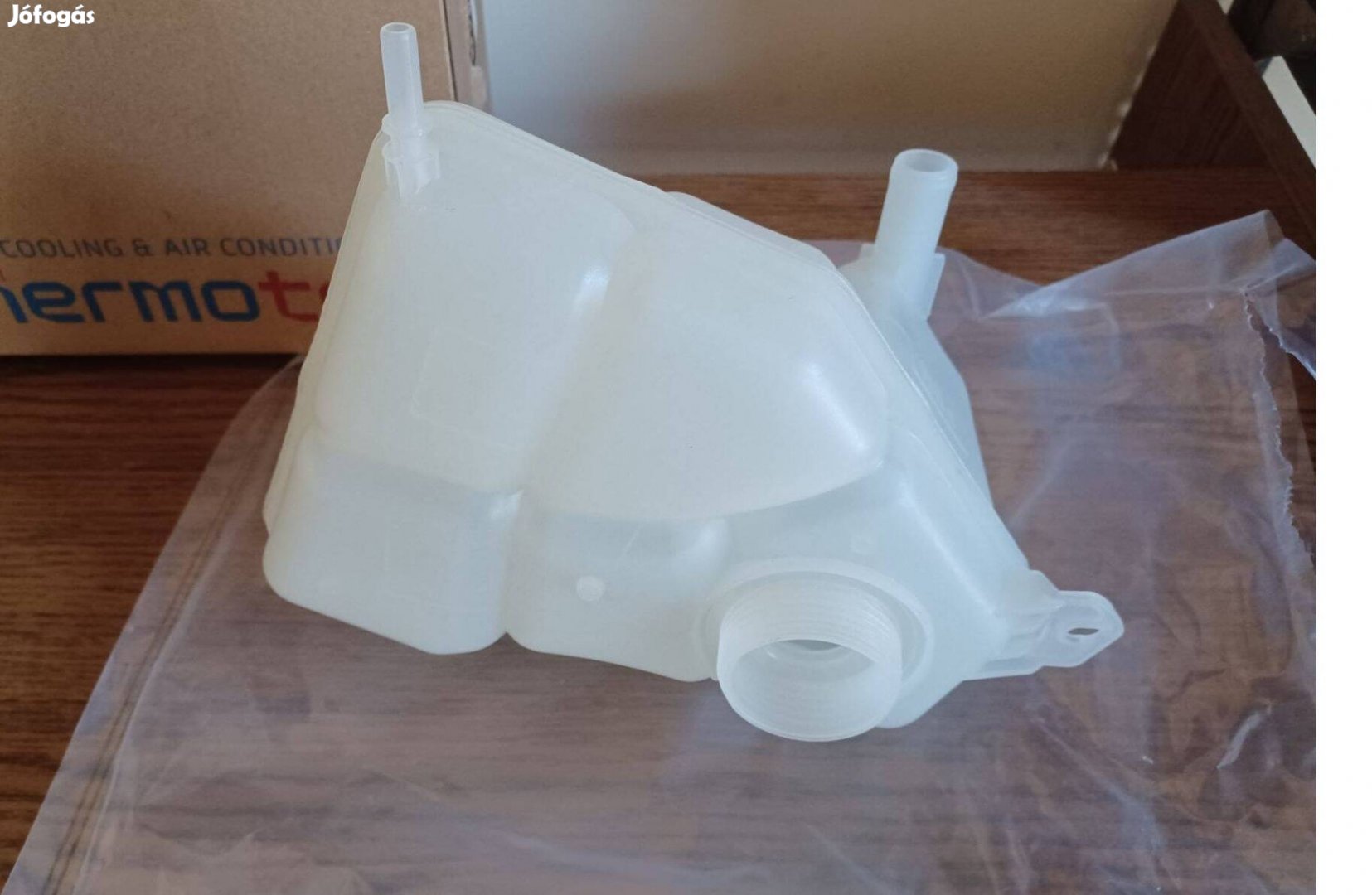Új Ford Fiesta MK5 Fusion kiegyenlítő tartály