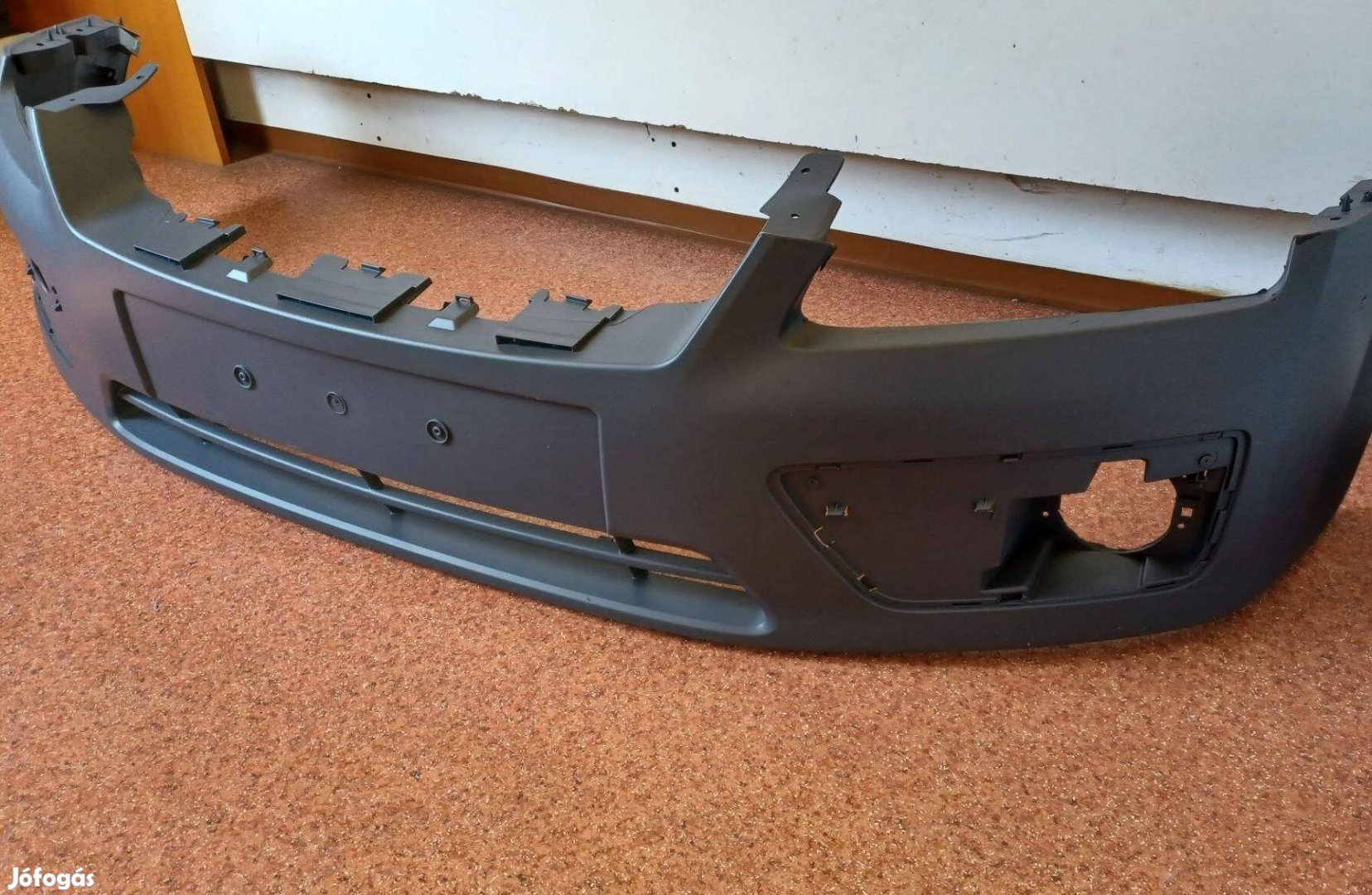 Új Ford Focus MK2 első lökhárító