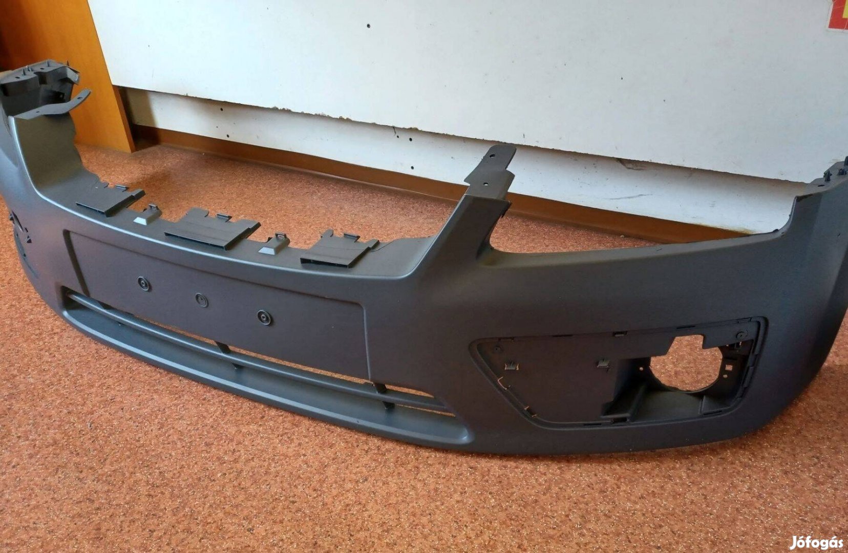 Új Ford Focus MK2 első lökhárító