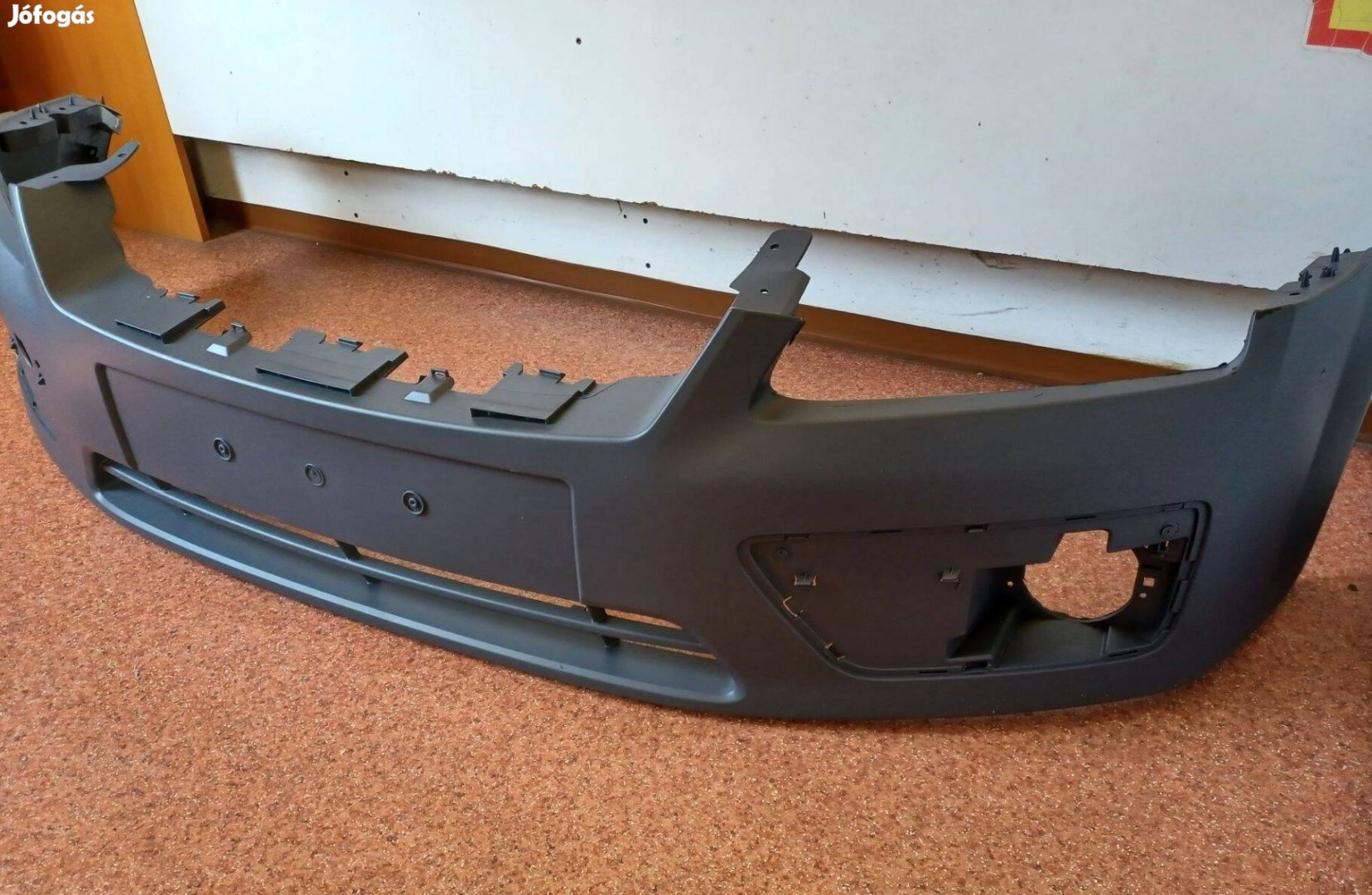 Új Ford Focus MK2 első lökhárító