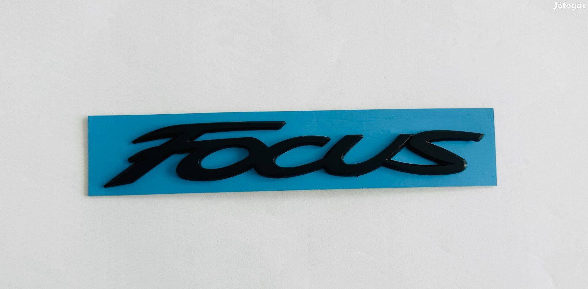 Új Ford Focus felirat embléma jel logó kiegészítő gépház csomagtér