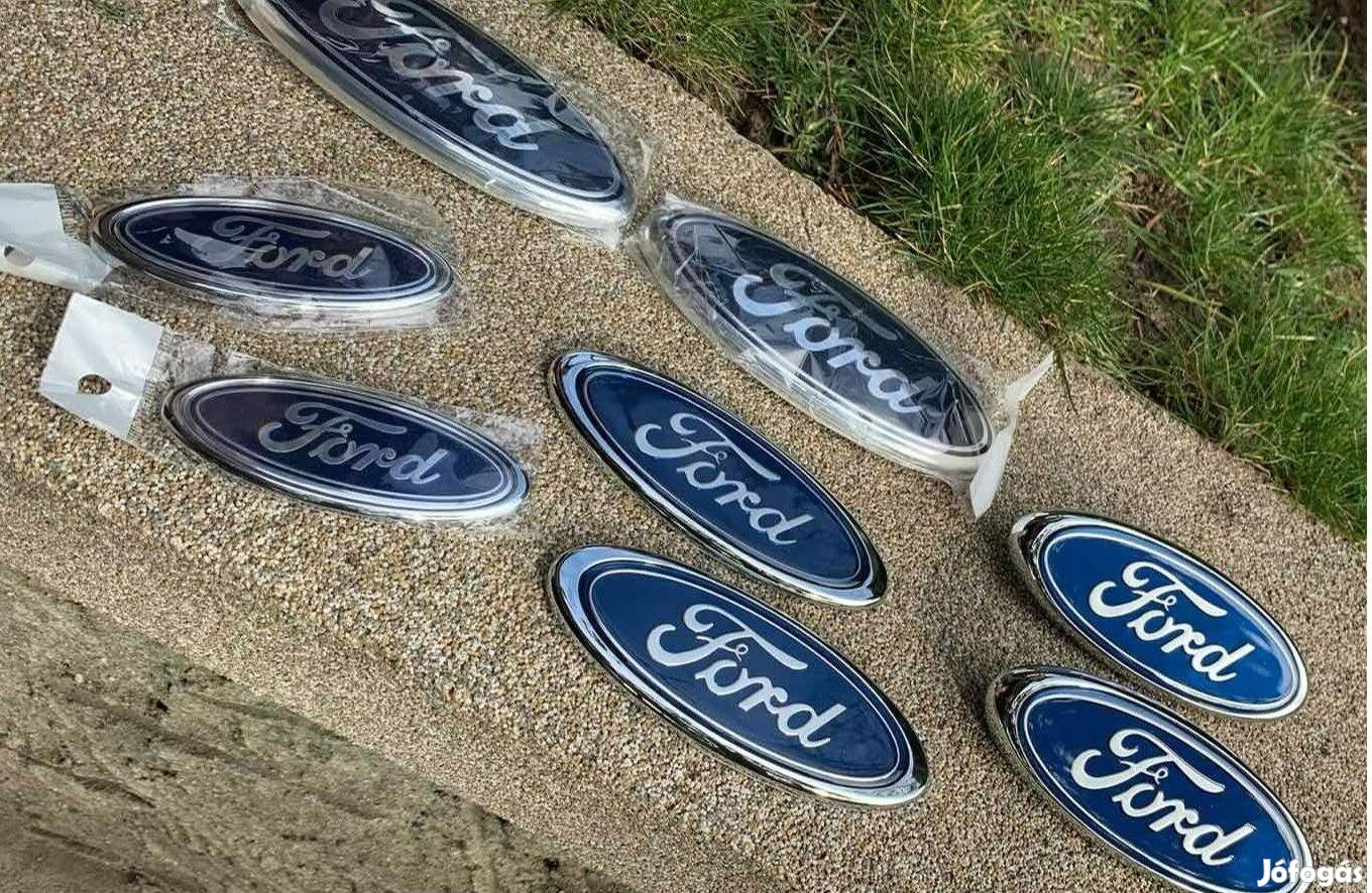 Új Ford embléma jel kiegészítő logo csomagtartó gépház