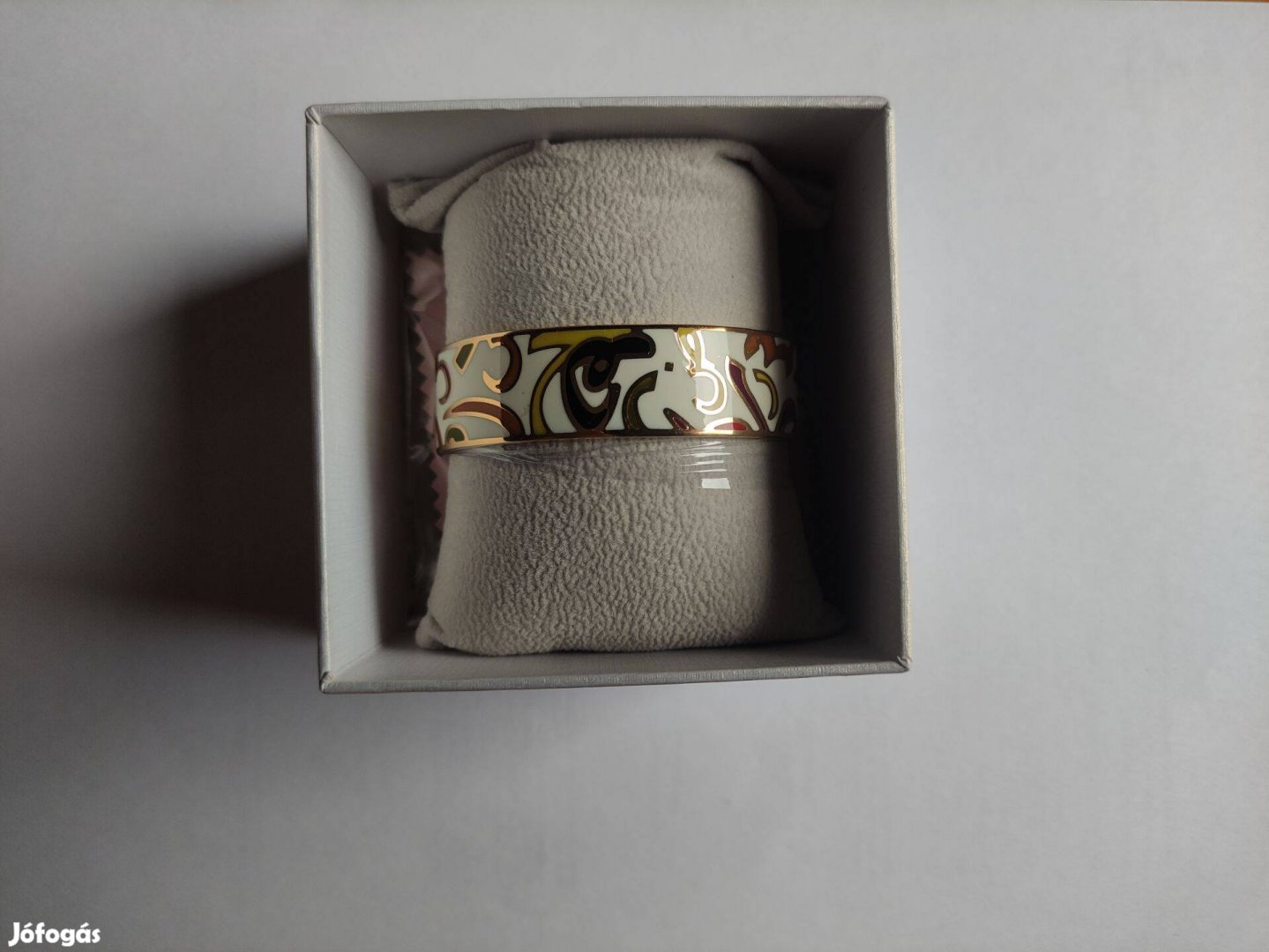 Új Frey Wille stílusú karkötő - nyitott ovál díszdoboz - 2