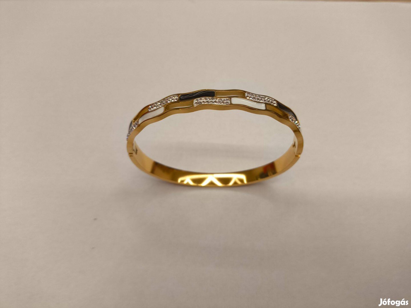 Új Frey Wille stílusú karkötő nyitható ovál Black White