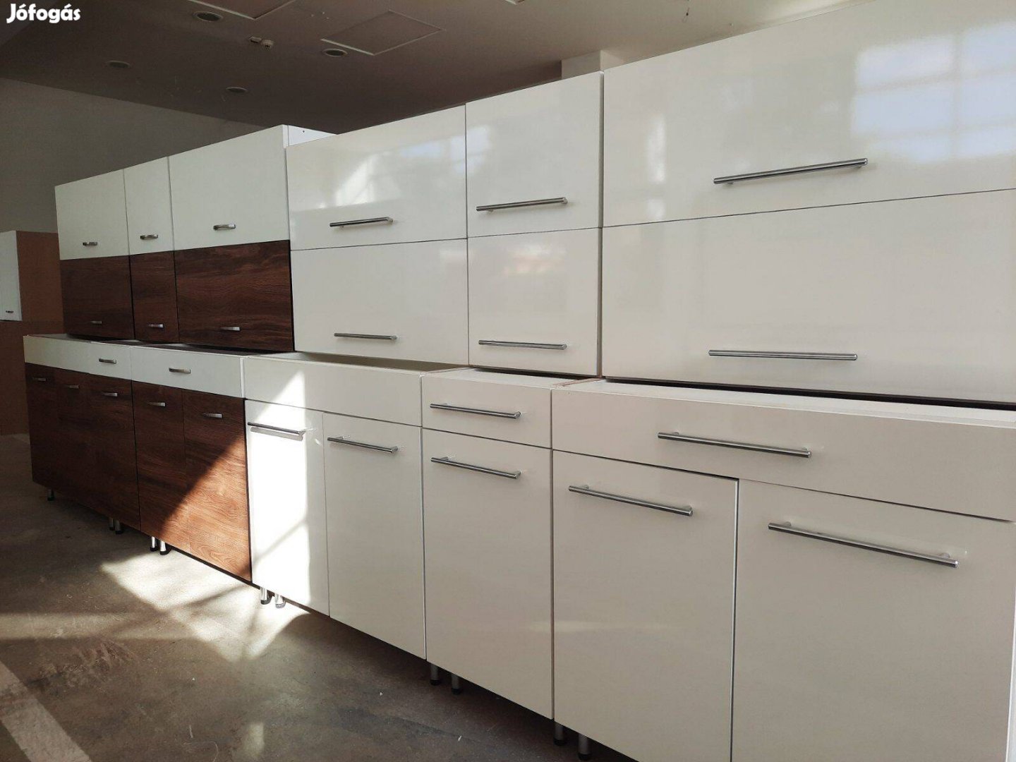 Új Full fényes fehér konyhabútor AN137