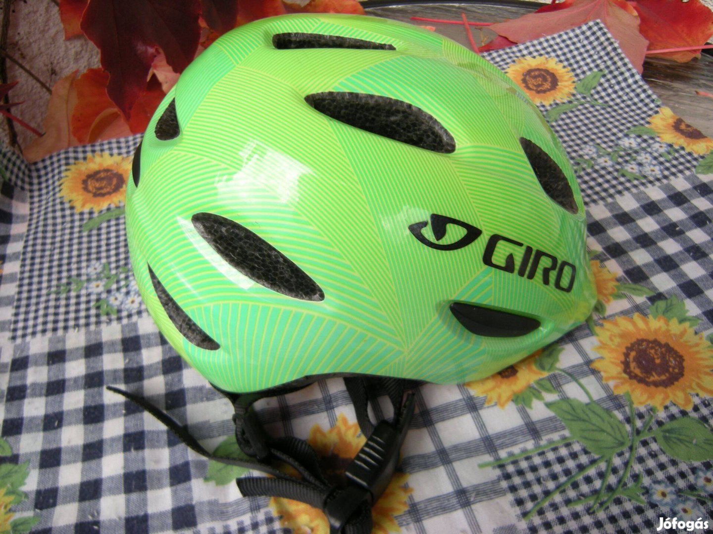 Új GIRO Scamp XS 45-49cm állítható kerékpáros gyereksisak