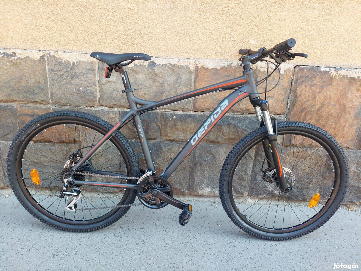 Új Gepida Mundo Pro Disc, Mtb 27,5 ffi. kerékpár garanciával