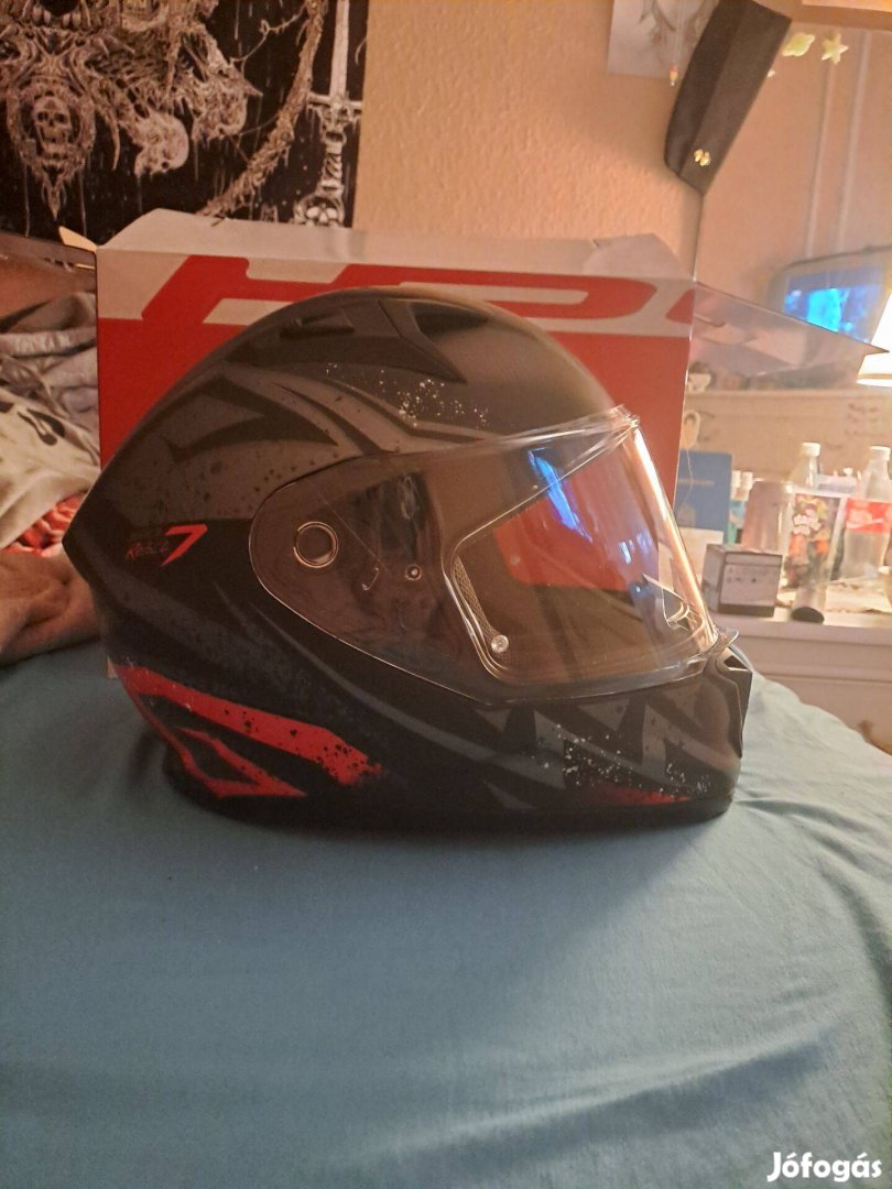 Új Givi Motoros (XS) bukósisak felnyithatós plexivel
