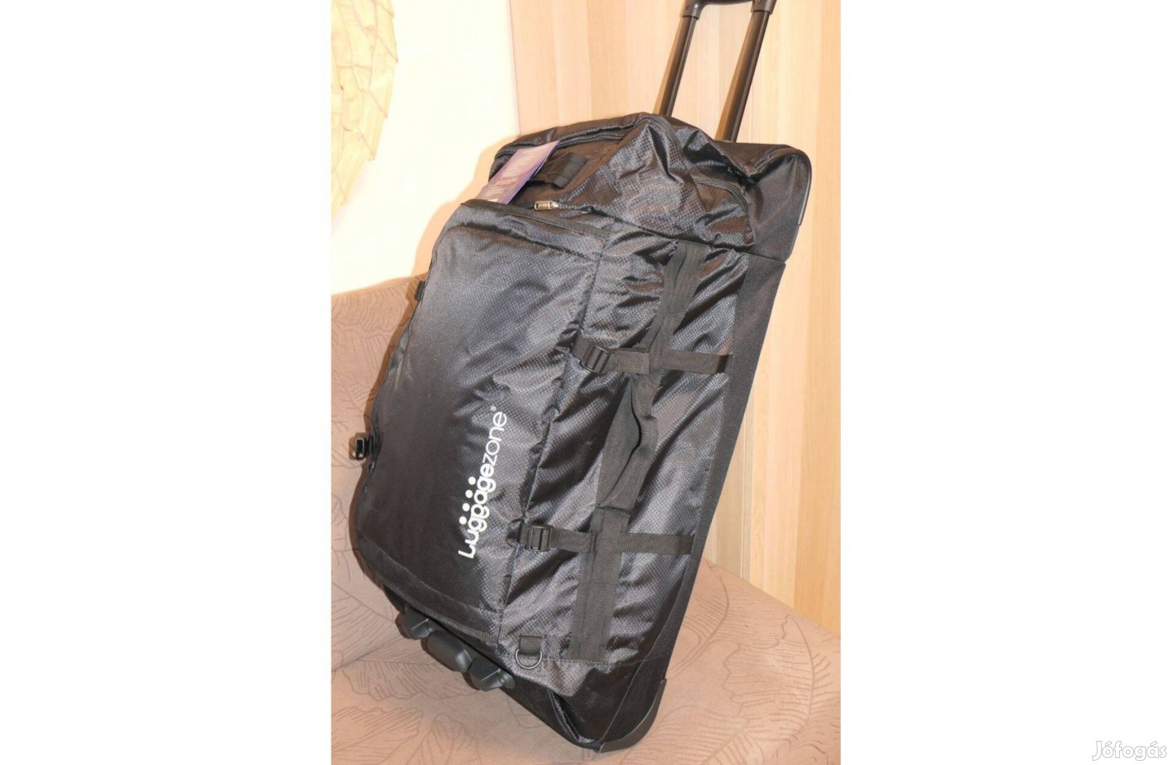 Új Gurulós utazótáska táska kerekekkel 80x40x29cm 92l lakat