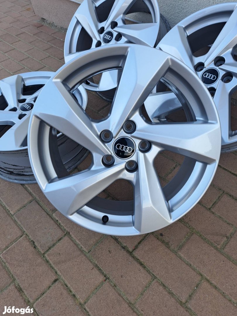 Új Gyári Audi 18" 5x112 alufelni (gumival is)