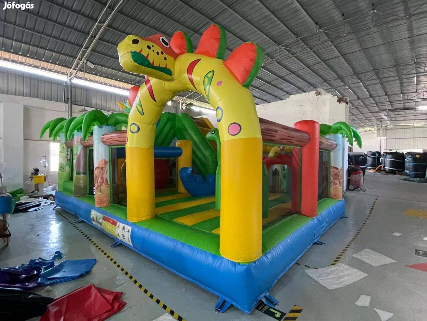 Új HJ16 Dínó park csúszdás, akadályos játékpark légvár