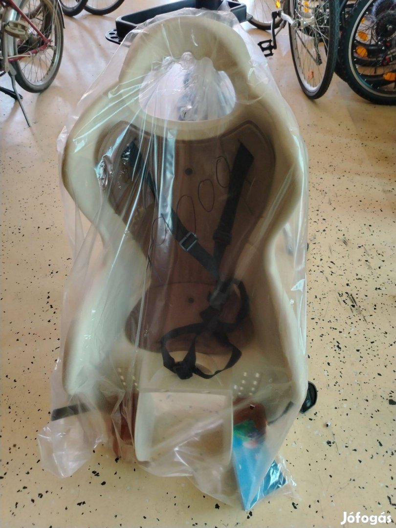 Új HTP Elibas bézs csomagtartóra szerelhető gyerekülés