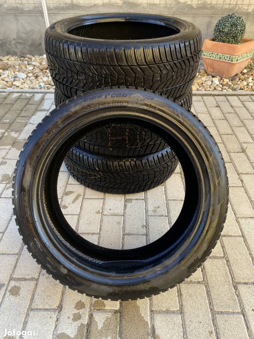 Új Hankook Winter i*cept evo3 W330 225/45 R18 95V 