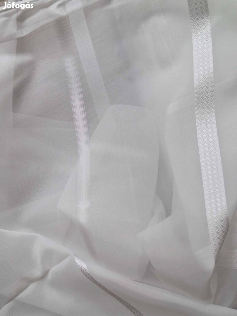 Új Hófehér csíkos függöny 12 m x 180 cm