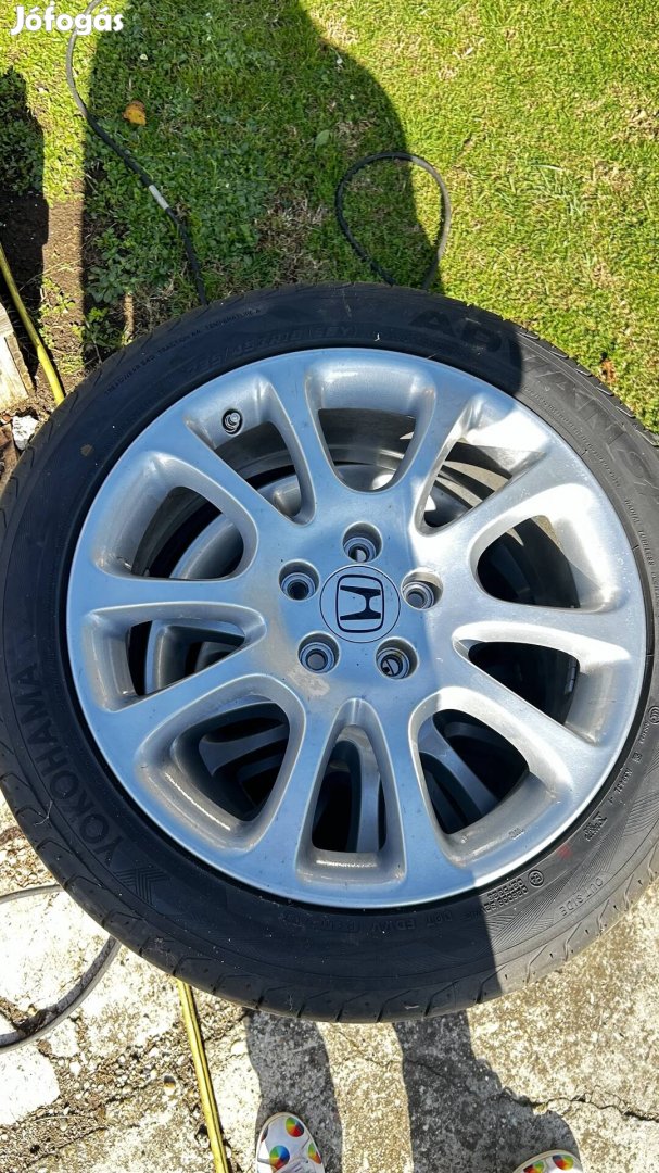 Új Honda gyári felni és yokohama gumikkal