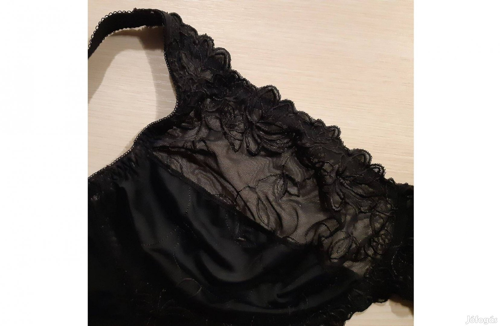 Új Hunkemöller prémium(80Eur)hímzett-csipkés-tüllös melltartó 100E/DD