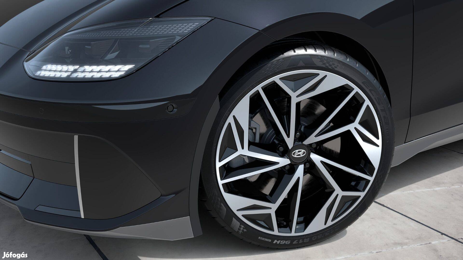 Új Hyundai Ioniq 6 20"-os alufelni Pirelli P Zero gumikkal