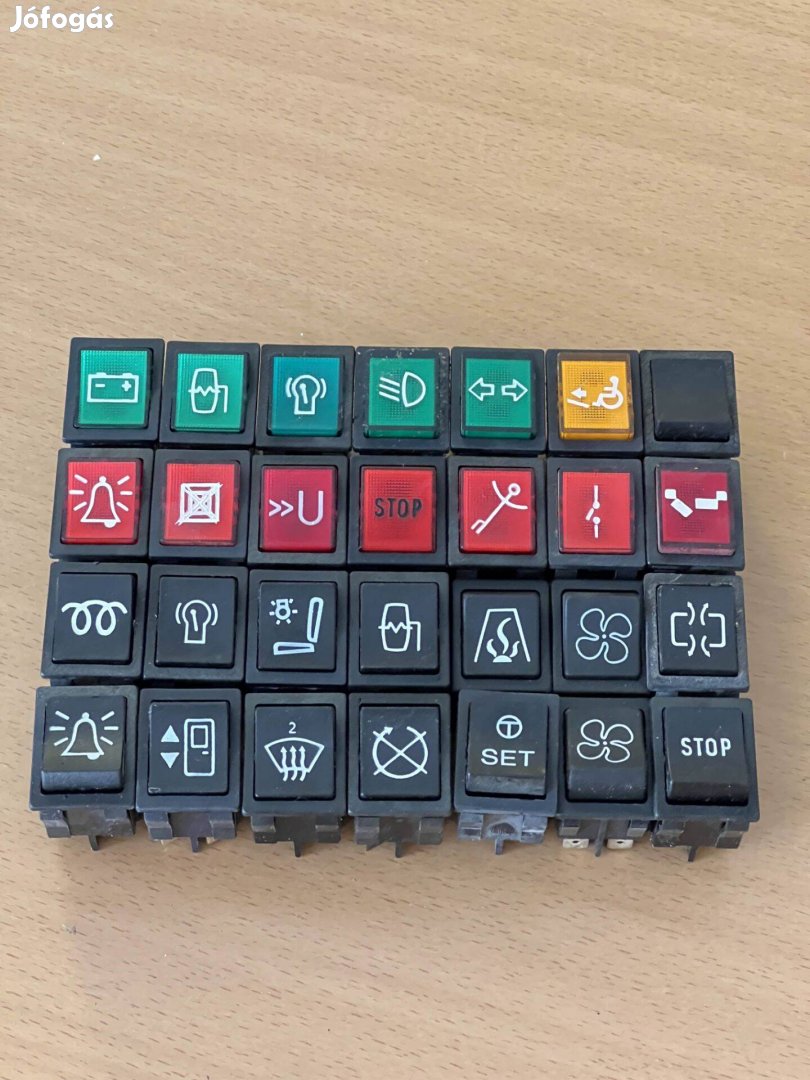 Új Ikarus buszkapcsolók