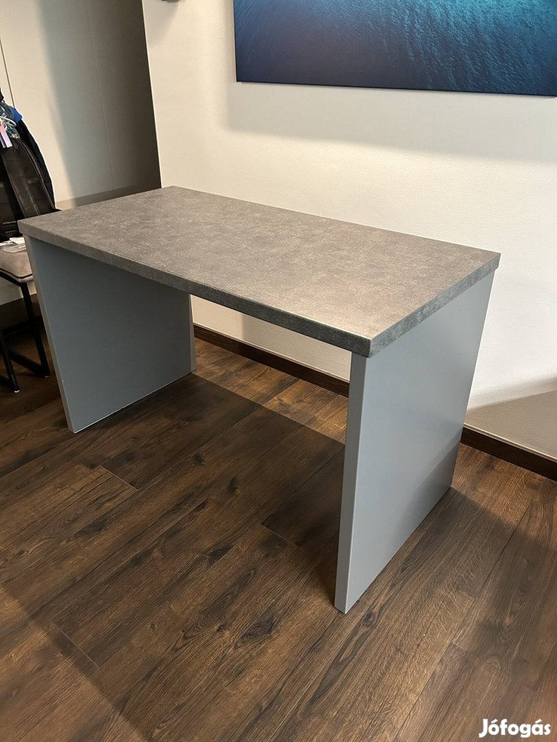 Új Íróasztal 120x60
