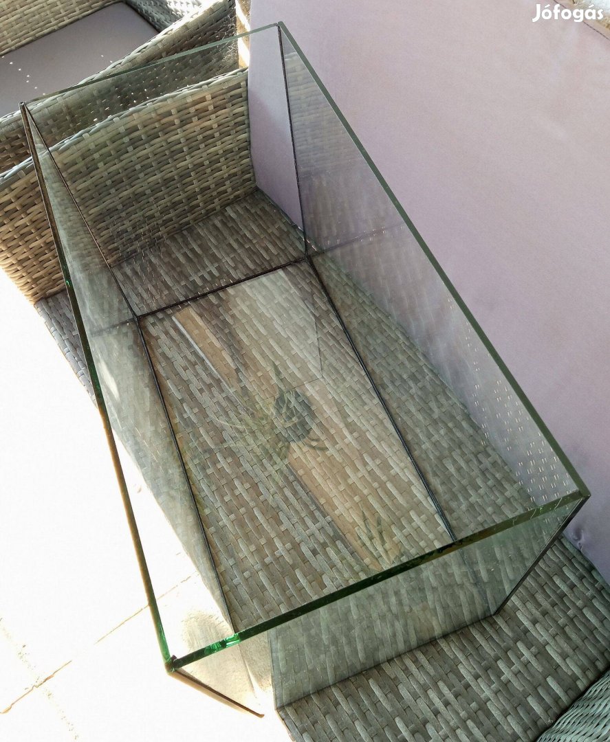 Új Koni 25 literes akvárium 40x25x25 cm