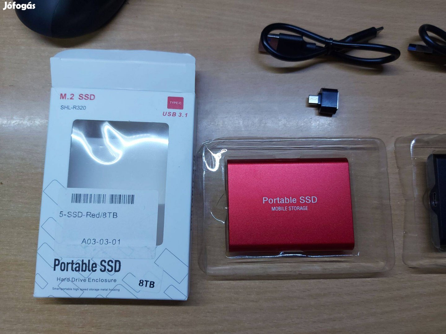 Új Külső SSD Dobozos 8 TB Piros