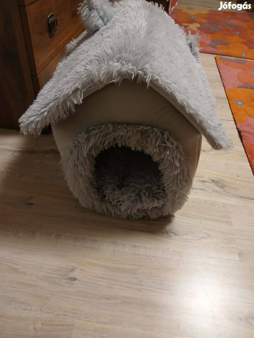 Új Kutyaház eladó