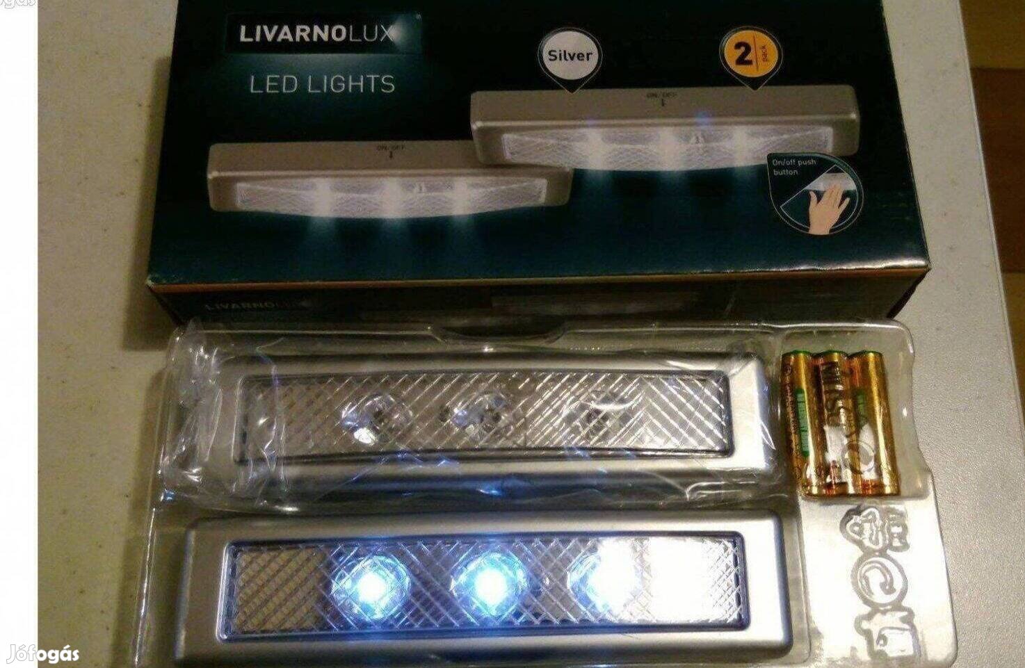 Új LED lámpa gardróbba csomagtartóba szekrénybe 2db